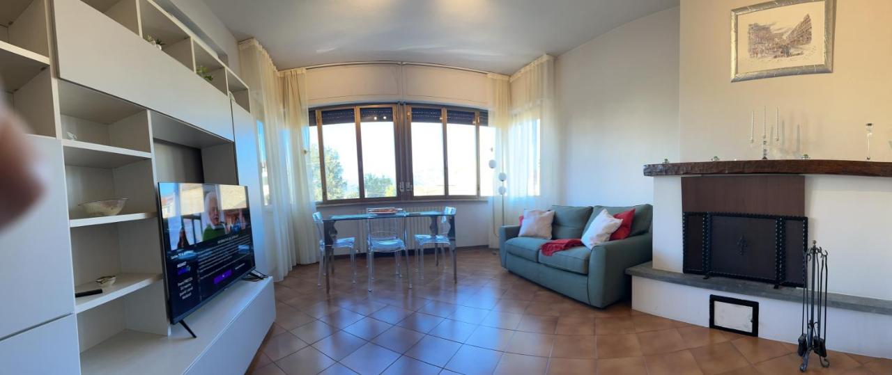 Albi'S House,Terrazza ,Wi-Fi, Parcheggio, Ac Apartment Lucca Luaran gambar
